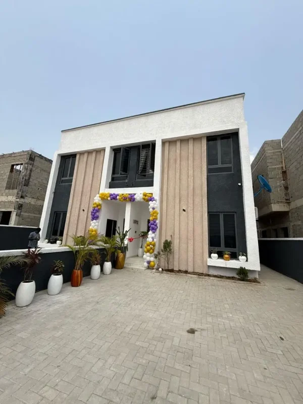Capital Loft by Victoria Crest Homes - Image 9