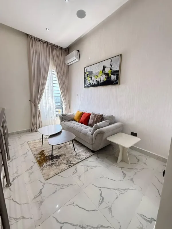 Capital Loft by Victoria Crest Homes - Image 4